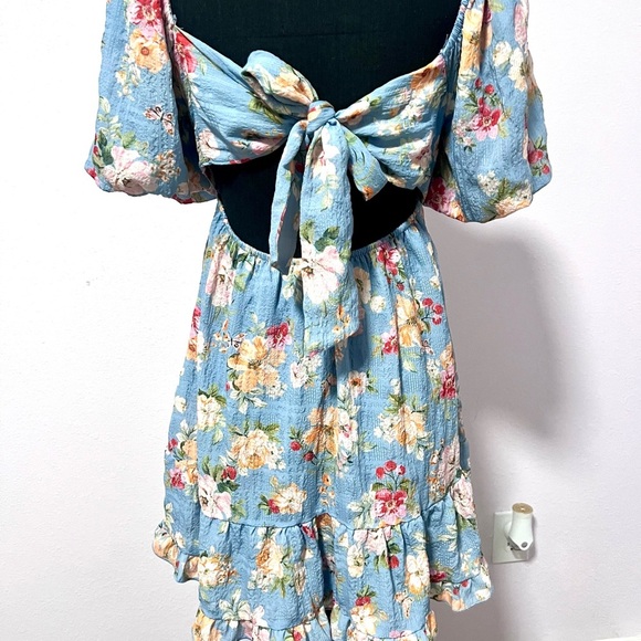 Altar'd State Blue and White Wrap Sundress with Puff Sleeves SMALL - Picture 7 of 14